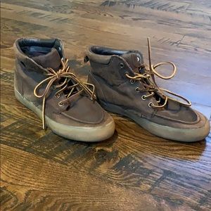 POLO RALPH LAUREN SIZE 9